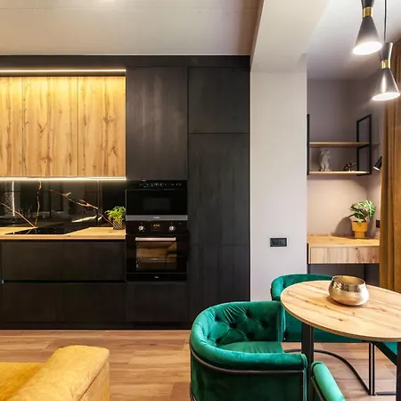 Leogrand On Shevchenka 38 Διαμέρισμα *