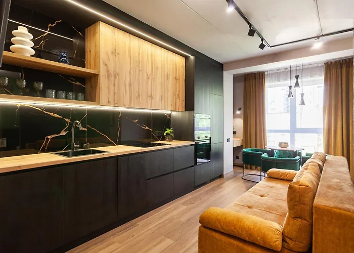 Leogrand On Shevchenka 38